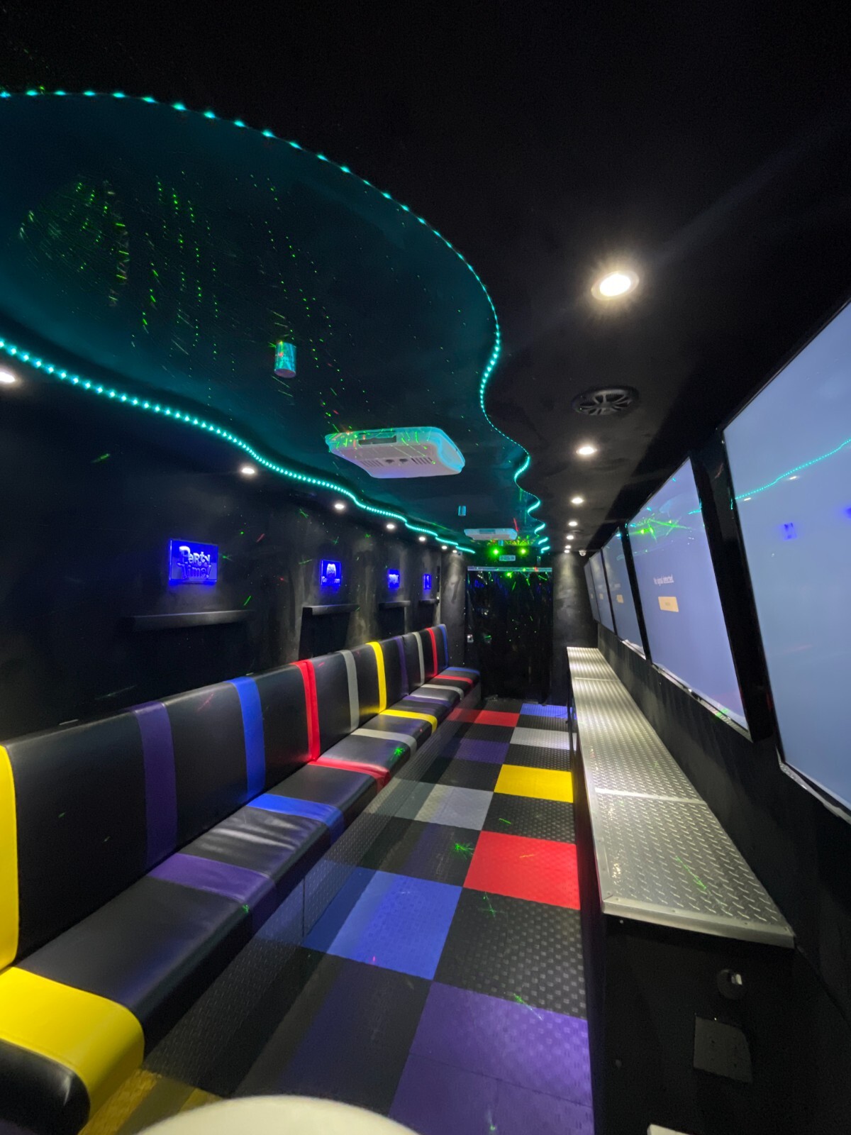 2020 Mobile Gaming Trailer / Game Truck / Mobile Video Game Trailer For Sale